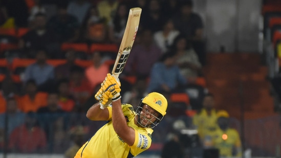Shivam Dube did not let SRH celebrate the Ruturaj dismissal for long as he started his innings with a six and a four in the very same over. Dube picked up 11 from the very over that saw the CSK captain depart.(PTI)