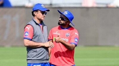 Rishabh Pant interacting with Sourav Ganguly of Delhi Capitals during a practice session (Ravi Kumar/Hindustan Times) Rishabh Pant interacting with Sourav Ganguly of Delhi Capitals during a practice session (Ravi Kumar/Hindustan Times)