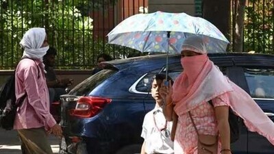 A heatwave is declared in plains when the maximum temperature is over 40°C. (HT file image) A heatwave is declared in plains when the maximum temperature is over 40°C. (HT file image)