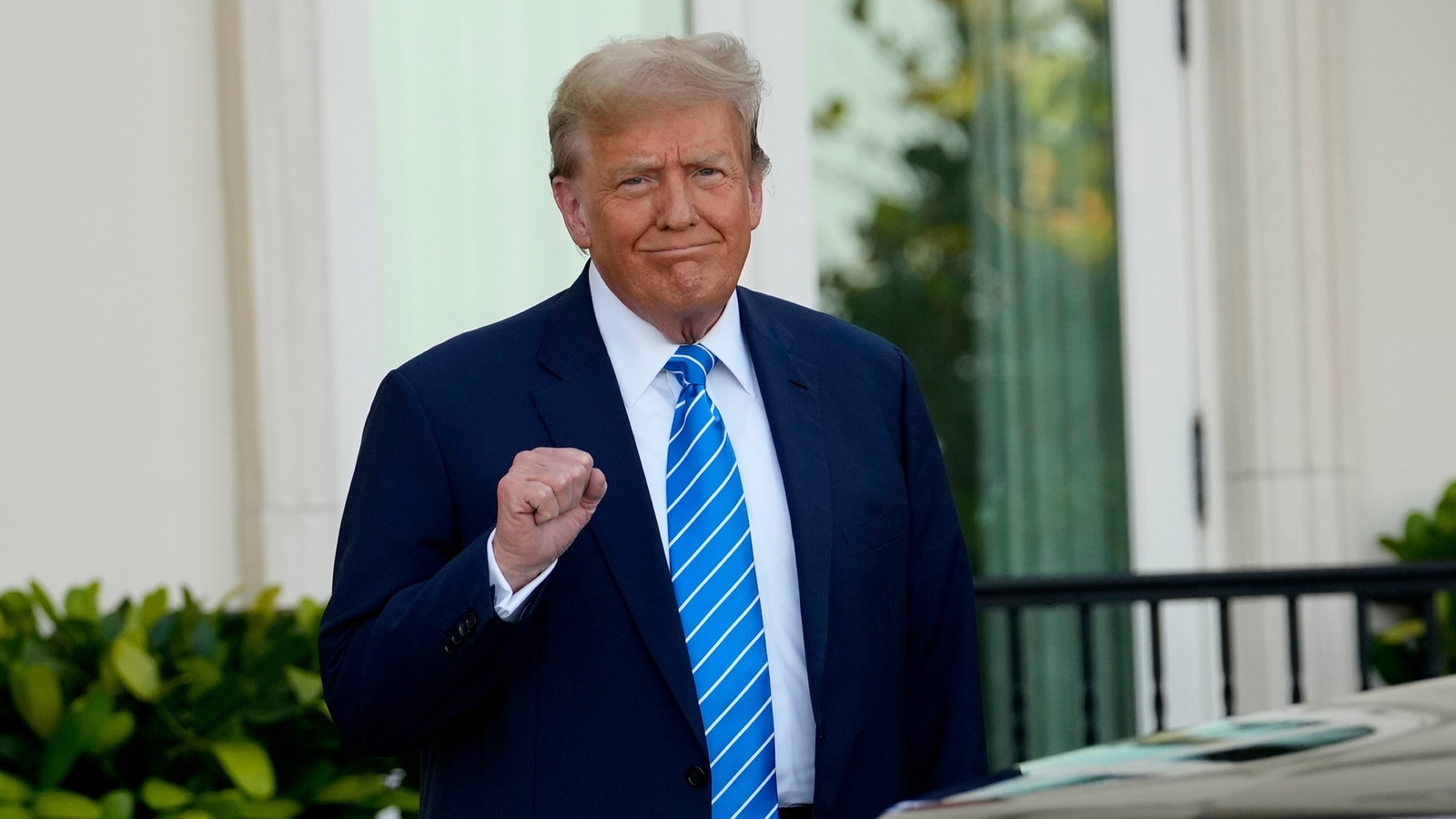 Donald Trump is in 'full sprint' to catch Joe Biden's huge election fund lead as legal bills mount - Vimarsana News