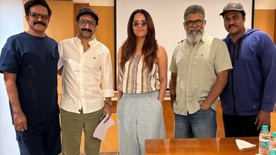 Brahmaji, Fahadh Faasil, Anasuya Bharadwaj, Sukumar, Sunil behind-the-scenes of Pushpa 2. Brahmaji, Fahadh Faasil, Anasuya Bharadwaj, Sukumar, Sunil behind-the-scenes of Pushpa 2.