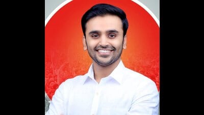 Dr Aniket Deshmukh (HT PHOTO) Dr Aniket Deshmukh (HT PHOTO)