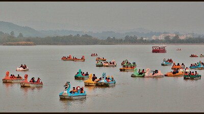 IMD Chandigarh director AK Singh said that rise in temperature is expected with the changing season and maximum temperature is likely to keep increasing week-by-week. (HT PHOTO) IMD Chandigarh director AK Singh said that rise in temperature is expected with the changing season and maximum temperature is likely to keep increasing week-by-week. (HT PHOTO)