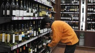 Liquor stores in the city will also be shut on June 4, when the counting of votes will take place, the officials added. (HT Archive) Liquor stores in the city will also be shut on June 4, when the counting of votes will take place, the officials added. (HT Archive)
