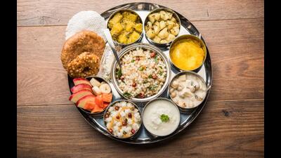 Placed at the confluence of winter and summer, the Chaitra Navratri is when the body needs to prepare for the upcoming summer. That’s why Navratri food excludes wheat, rice, garlic, onion, heavy food items and non-vegetarian food. (Shutterstock) Placed at the confluence of winter and summer, the Chaitra Navratri is when the body needs to prepare for the upcoming summer. That’s why Navratri food excludes wheat, rice, garlic, onion, heavy food items and non-vegetarian food. (Shutterstock)
