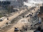 Palestinians who had taken refuge in Rafah in the Gaza Strip leave the city to return to Khan Yunis Palestinians who had taken refuge in Rafah in the Gaza Strip leave the city to return to Khan Yunis