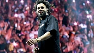 Addressing the audience at his Dreamville Festival in North Carolina, Cole explained that he his proud of his project but the new mixtape 'Might Delete Later' isn't sitting right with him. (Getty Images) Addressing the audience at his Dreamville Festival in North Carolina, Cole explained that he his proud of his project but the new mixtape 'Might Delete Later' isn't sitting right with him. (Getty Images)