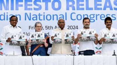 Congress leaders Sonia Gandhi, Mallikarjun Kharge and Rahul Gandhi at the launch of the party's manifesto for the 2024 Lok Sabha elections, at AICC headquarters in New Delhi. Congress leaders Sonia Gandhi, Mallikarjun Kharge and Rahul Gandhi at the launch of the party's manifesto for the 2024 Lok Sabha elections, at AICC headquarters in New Delhi.