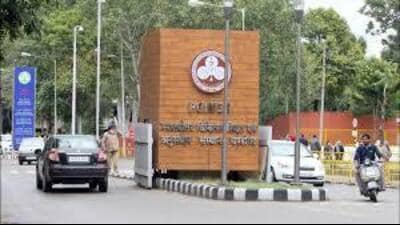 Dr Panda will continue to hold charge of PGI dean (academics) till May 7. (HT)