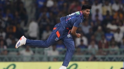 Lucknow Super Giants Mayank Yadav bowls a delivery during the Indian Premier League cricket match between Gujarat Titans and Lucknow Super Giants in Lucknow. (AP)