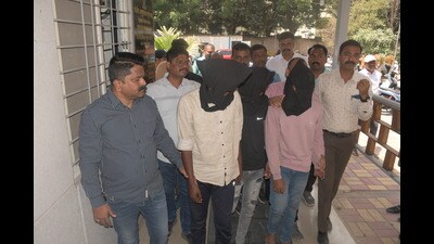 Police successfully tracked the deceased phone, which Phulwale was carrying, in Wagholi area of Pune on Sunday (April 7) and arrested him. (MAHENDRA KOLHE/ HT PHOTO) Police successfully tracked the deceased phone, which Phulwale was carrying, in Wagholi area of Pune on Sunday (April 7) and arrested him. (MAHENDRA KOLHE/ HT PHOTO)