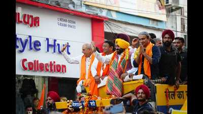 Punjab chief minister Bhagwant Mann on Monday during the roadshow in Kurukshetra. (HT Photo)