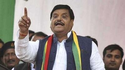 Shivpal Yadav, the official SP candidate from Budaun, is lobbying vigorously for the party ticket for his son Aditya Yadav. (HT FILE PHOTO) Shivpal Yadav, the official SP candidate from Budaun, is lobbying vigorously for the party ticket for his son Aditya Yadav. (HT FILE PHOTO)