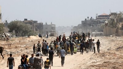 Palestinians who had taken refuge in Rafah, leave the city to return to Khan Yunis after Israel pulled its ground forces out of the southern Gaza Strip, on April 7, 2024, six months into the devastating war sparked by the October 7 attacks. (AFP) Palestinians who had taken refuge in Rafah, leave the city to return to Khan Yunis after Israel pulled its ground forces out of the southern Gaza Strip, on April 7, 2024, six months into the devastating war sparked by the October 7 attacks. (AFP)
