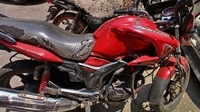 Thane, India - April ,07, 2024:A water tanker hit a biker carrying two children on Haware city road circle in Kasarwadvali on Sunday morning, killing the biker on the spot. Tanker driver absconding Tanker and bike have been brought to Kasarvadvali Police Station for inspection ,in Thane, in Mumbai, India, on, Sunday, April,07, 2024. ( Praful Gangurde / HT Photo ) Thane, India - April ,07, 2024:A water tanker hit a biker carrying two children on Haware city road circle in Kasarwadvali on Sunday morning, killing the biker on the spot. Tanker driver absconding Tanker and bike have been brought to Kasarvadvali Police Station for inspection ,in Thane, in Mumbai, India, on, Sunday, April,07, 2024. ( Praful Gangurde / HT Photo )