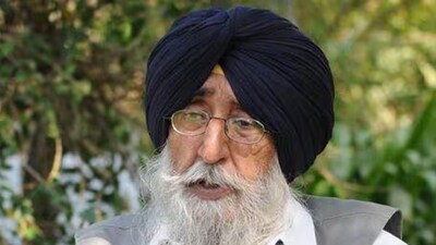 The Simranjit Singh Mann-led Shiromani Akali Dal (Amritsar) on Monday fielded his son Emaan Singh Mann from Amritsar and Bhupinder Singh Bhullar from Ferozepur. (HT file photo)