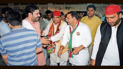 While BSP and SP candidates are focusing on rural areas in the first leg of campaigning, the BJP has deployed teams in both villages and urban areas. (HT Photo) While BSP and SP candidates are focusing on rural areas in the first leg of campaigning, the BJP has deployed teams in both villages and urban areas. (HT Photo)