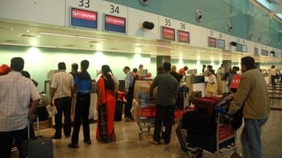 Passengers at the Kempegowda International Airport in Bangalore. (livemint.com)