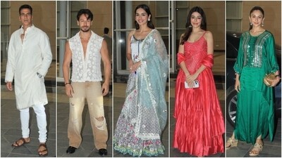 Akshay Kumar, Tiger Shroff, Manushi Chhillar, Alaya F, and Rakul Preet Singh at Ali Abbas Zafar's Iftar bash. (HT Photo/Varinder Chawla) Akshay Kumar, Tiger Shroff, Manushi Chhillar, Alaya F, and Rakul Preet Singh at Ali Abbas Zafar's Iftar bash. (HT Photo/Varinder Chawla)