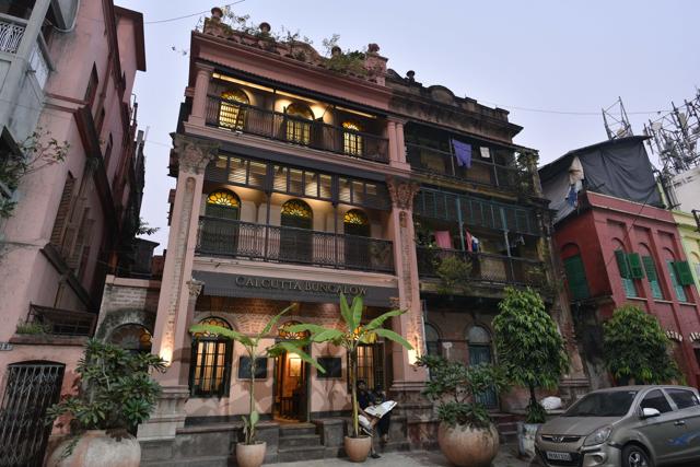 The Kolkata Bungalow in north Kolkata is a heritage hotel converted from a decaying old house. (Samir Jana/HT Photo) The Kolkata Bungalow in north Kolkata is a heritage hotel converted from a decaying old house. (Samir Jana/HT Photo)