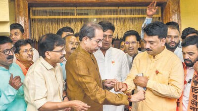 Mumbai, India - April 3, 2024: BJP's sitting MP Unmesh Patil from Jalgaon and Karan Pawar joined Shiv Sena UBT on Wednesday at Matoshree in Mumbai, India, on Wednesday, April 3, 2024. (Photo by Satish Bate/ Hindustan Times) (Hindustan Times) Mumbai, India - April 3, 2024: BJP's sitting MP Unmesh Patil from Jalgaon and Karan Pawar joined Shiv Sena UBT on Wednesday at Matoshree in Mumbai, India, on Wednesday, April 3, 2024. (Photo by Satish Bate/ Hindustan Times) (Hindustan Times)