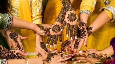 Eid-ul-Fitr is a time for celebration, joy, and family gatherings. And what better way to add to the festivities than with intricate and beautiful mehendi designs? Mehendi, also known as henna, is a traditional art form that has been a part of Indian and Middle Eastern cultures for centuries. It is a popular way to add a touch of elegance and beauty to any occasion, and Eid-ul-Fitr is no exception. (Unsplash) Eid-ul-Fitr is a time for celebration, joy, and family gatherings. And what better way to add to the festivities than with intricate and beautiful mehendi designs? Mehendi, also known as henna, is a traditional art form that has been a part of Indian and Middle Eastern cultures for centuries. It is a popular way to add a touch of elegance and beauty to any occasion, and Eid-ul-Fitr is no exception. (Unsplash)