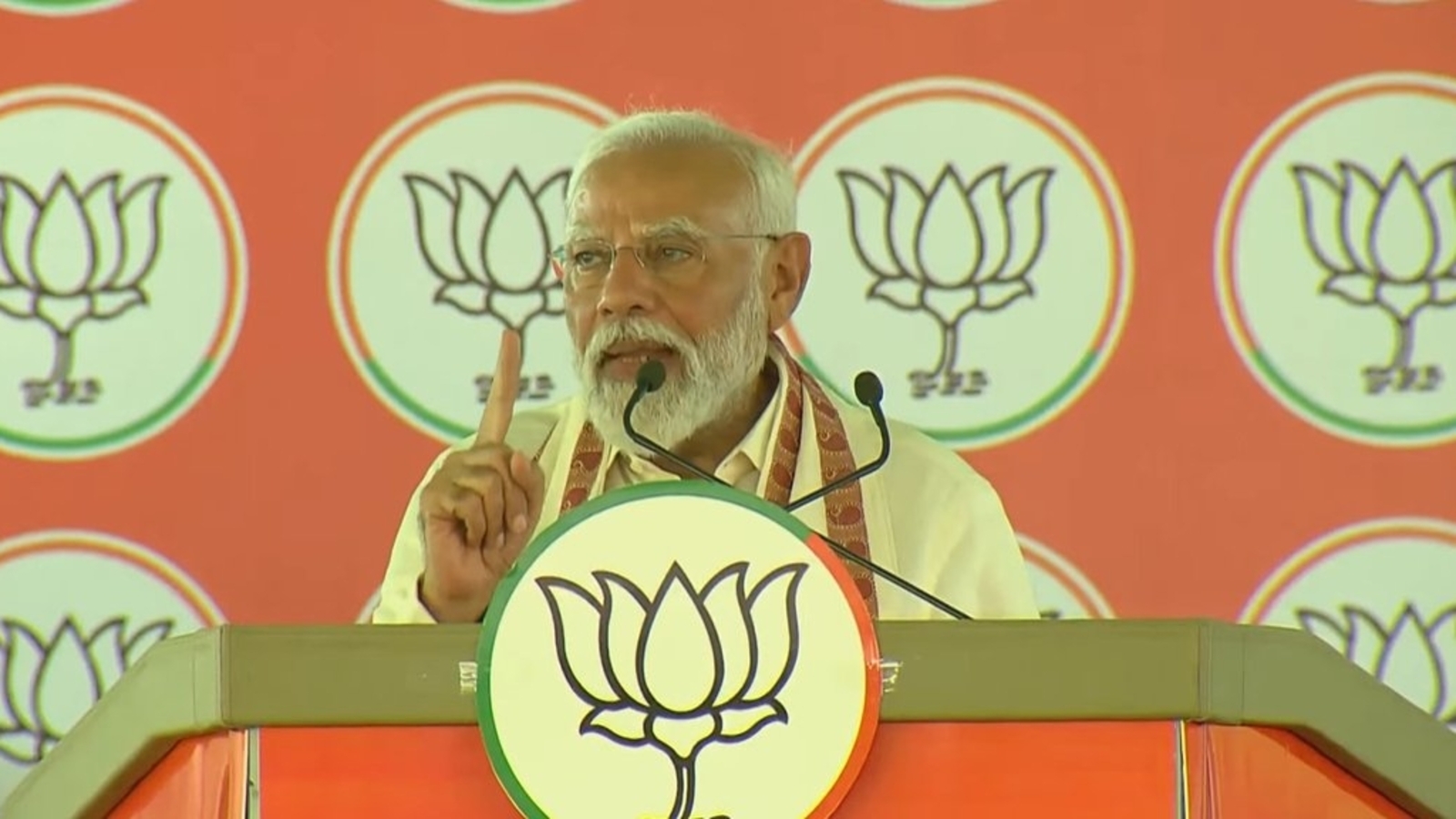 PM Modi slams DMK, accuses it of 'hate and division' politics | Latest News India - Vimarsana News