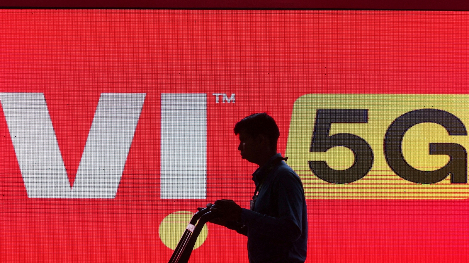 Vodafone Idea FPO: Troubled telco looks to raise ₹18000-20000 crore next week - Vimarsana News