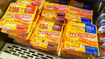 Consumer Reports finds Lunchables contain high levels of sodium, lead, and cadmium Consumer Reports finds Lunchables contain high levels of sodium, lead, and cadmium