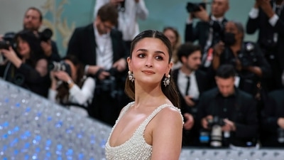Bollywood star Alia Bhatt had transferred two flats in Juhu to her sibling Shaheen through a gift deed around the same time last year. (PTI Photo) (PTI) Bollywood star Alia Bhatt had transferred two flats in Juhu to her sibling Shaheen through a gift deed around the same time last year. (PTI Photo) (PTI)