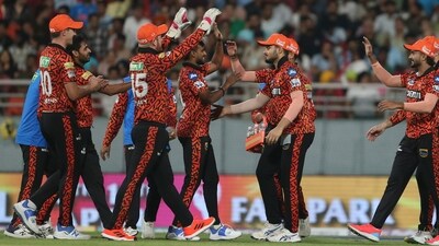Sunrisers Hyderabad's players celebrates the dismissal of Punjab Kings' Prabhsimran Singh (AP) Sunrisers Hyderabad's players celebrates the dismissal of Punjab Kings' Prabhsimran Singh (AP)