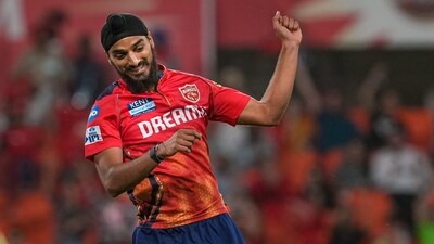 Arshdeep Singh celebrates the wicket of Sunrisers Hyderabad batter Abdul Samad during the Indian Premier League (IPL) 2024 match between Punjab Kings and Sunrisers Hyderabad (PTI) Arshdeep Singh celebrates the wicket of Sunrisers Hyderabad batter Abdul Samad during the Indian Premier League (IPL) 2024 match between Punjab Kings and Sunrisers Hyderabad (PTI)