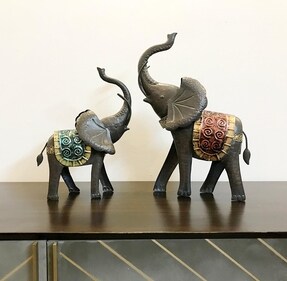 Elephants as centrepieces