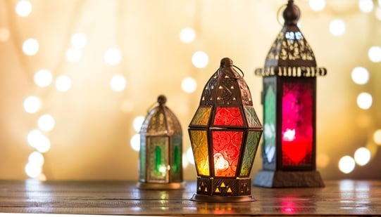 Elevate your home with these centrepiece (Photo: Shutterstock)