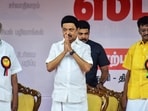 Tamil Nadu chief minister MK Stalin greets the gathering during a election campaign rally in support of CPI(M) candidate from Dindigul constituency, R Sachithanantham and DMK candidate from Theni constituency, Thanga Tamil Selvan.(PTI)
