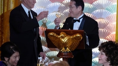 President Joe Biden and Japanese Prime Minister Fumio Kishida toast during a State Dinner at the White House, Wednesday, April 10, 2024, in Washington. (AP/PTI)(AP04_11_2024_000021B) (AP)