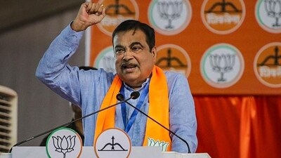 Nagpur: Union Minister Nitin Gadkari addresses a public rally ahead of the upcoming Lok Sabha election, in Nagpur district, Wednesday, April 10, 2024. (PTI Photo) (PTI04_10_2024_000291A) (PTI) Nagpur: Union Minister Nitin Gadkari addresses a public rally ahead of the upcoming Lok Sabha election, in Nagpur district, Wednesday, April 10, 2024. (PTI Photo) (PTI04_10_2024_000291A) (PTI)