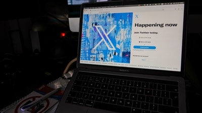 X down for several users: The X logo is shown on a computer screen. (AP) X down for several users: The X logo is shown on a computer screen. (AP)