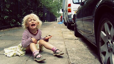 Often children may feel bouts of anger. They end up reacting in an overwhelming way. As parents, we should be mindful of teaching them the skills that are required to navigate through anger in a healthy manner. "Helping kids learn to manage anger is crucial for their well-being. Teach them to recognize feelings, like anger, and express them in words. Encourage problem-solving and talking about what's bothering them. By building these skills, children can navigate their emotions more effectively," wrote Parenting Coach Analisa Carrillo. Here are a few skills that children should learn. (Gettyimages) Often children may feel bouts of anger. They end up reacting in an overwhelming way. As parents, we should be mindful of teaching them the skills that are required to navigate through anger in a healthy manner. "Helping kids learn to manage anger is crucial for their well-being. Teach them to recognize feelings, like anger, and express them in words. Encourage problem-solving and talking about what's bothering them. By building these skills, children can navigate their emotions more effectively," wrote Parenting Coach Analisa Carrillo. Here are a few skills that children should learn. (Gettyimages)