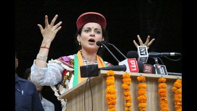 Actor Kangana Ranaut, BJP candidate from Mandi Lok Sabha seat during an election campaign event ahead of Lok Sabha Polls in Kullu on Friday. (Aqil Khan /HT) Actor Kangana Ranaut, BJP candidate from Mandi Lok Sabha seat during an election campaign event ahead of Lok Sabha Polls in Kullu on Friday. (Aqil Khan /HT)