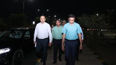 The CEO along with the staff during an inspection on Thursday found that the unbearable foul smell was emanating out of the key storm water drain flowing in Sector 137. (HT Photo) The CEO along with the staff during an inspection on Thursday found that the unbearable foul smell was emanating out of the key storm water drain flowing in Sector 137. (HT Photo)