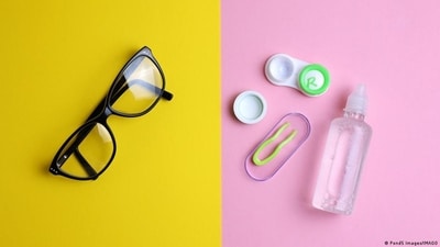 Team glasses or team contact lenses: which product tops the green league? (DW/Pond5 Images/IMAGO) Team glasses or team contact lenses: which product tops the green league? (DW/Pond5 Images/IMAGO)