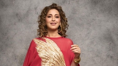 Sonali Bendre is working on second season of Broken News Sonali Bendre is working on second season of Broken News