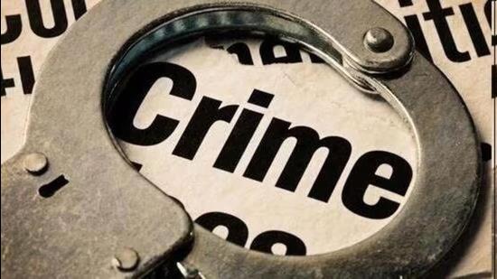 Police arrested the artisan for stealing a gold bangle from a jewellery shop in Sector 23, Chandigarh.