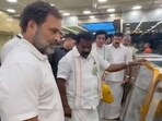 Rahul Gandhi buys Mysore Pak from sweet shop in Tamil Nadu 