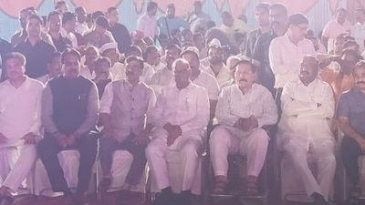 Mohite Patil with Sharad Pawar. HT Photo Mohite Patil with Sharad Pawar. HT Photo