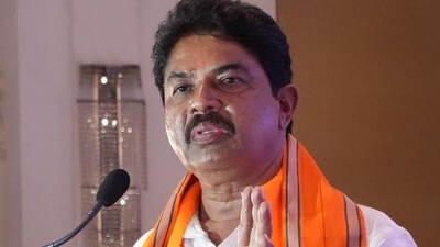 R Ashoka (PTI) R Ashoka (PTI)