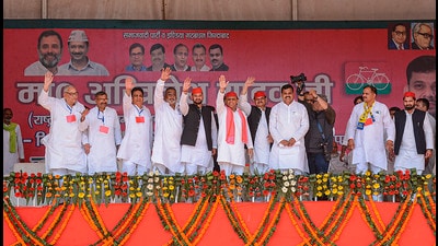 Samajwadi Party president Akhilesh Yadav with party leaders at an election campaign meeting ahead of Lok Sabha polls, in Mirpur, Muzaffarnagar, Saturday. (PTI) Samajwadi Party president Akhilesh Yadav with party leaders at an election campaign meeting ahead of Lok Sabha polls, in Mirpur, Muzaffarnagar, Saturday. (PTI)