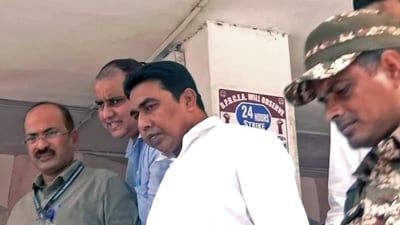 Central Bureau of Investigation (CBI) officials take suspended Trinamool Congress (TMC) strongman and Sandeshkhali incident accused Shahjahan Sheikh to Basirhat Court, in Kolkata. (ANI)