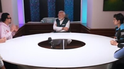 PM Modi in a session with gamers. (X/ @narendramodi)